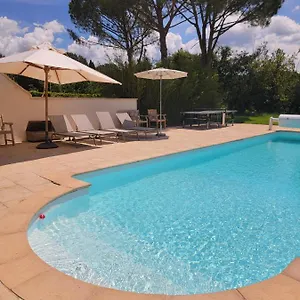  Hébergement de vacances Elegant Au Calme